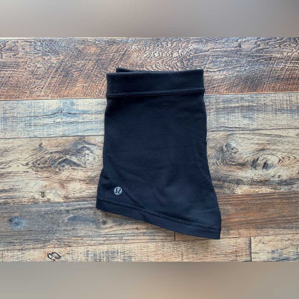 LULULEMON Shorts | Size 4 | 2” Inseam